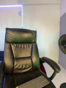 Laura fernandezII online show from 09/12/25, 08:20