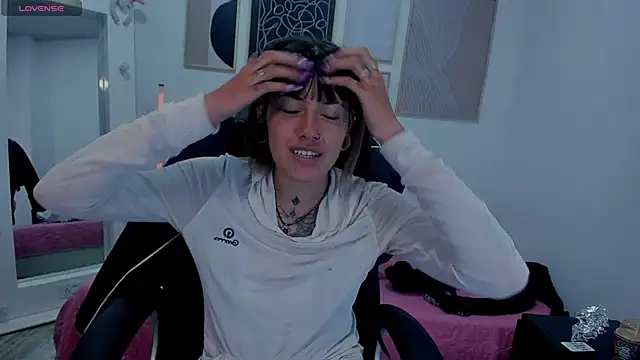  sharlotte777 online show from 09/25/25, 02:21