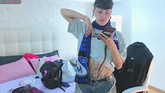  sharlotte777 online show from 01/15/26, 12:43