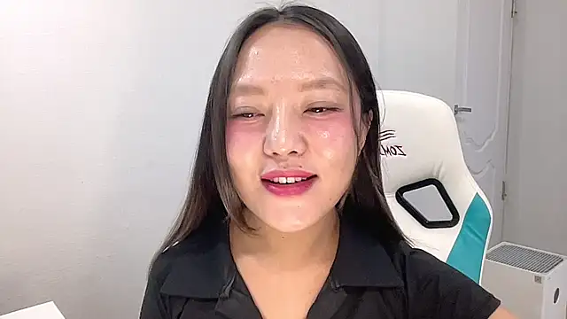 Risalynn online show from 12/15/24, 03:45