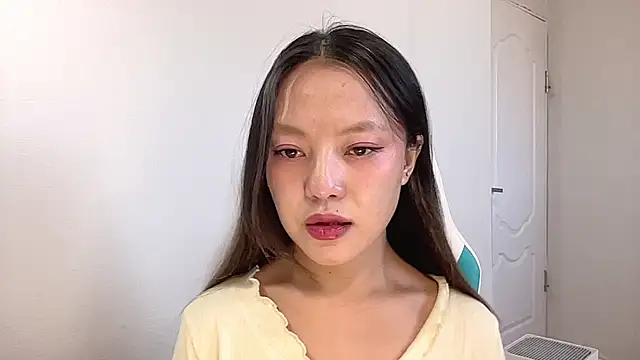 Risalynn online show from 12/25/24, 03:50