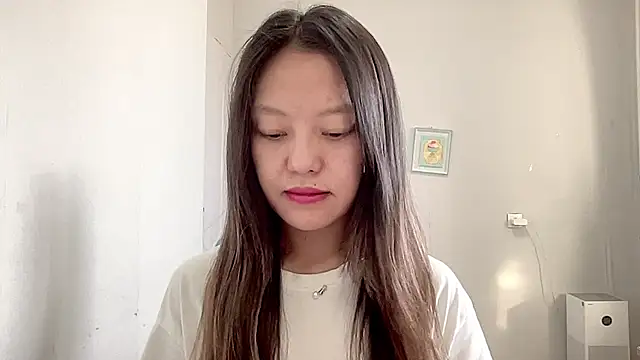 Risalynn online show from 02/24/25, 03:12