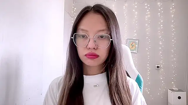 Risalynn online show from 03/08/25, 04:45