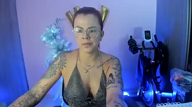 KAROL MILF online show from 12/07/24, 07:32