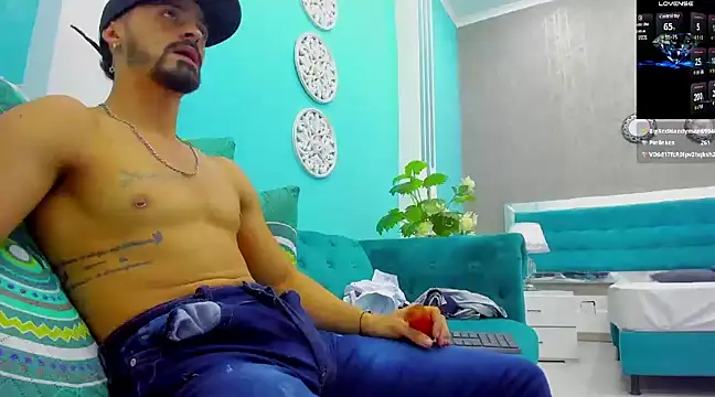 Snapshot of MAXIMUS_MASTE3 chatting on 12/29/24, 09:06 MAXIMUS MASTE3 online show from 12/29/24, 09:06