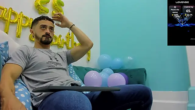 Snapshot of MAXIMUS_MASTE3 chatting on 01/13/25, 04:39 MAXIMUS MASTE3 online show from 01/13/25, 04:39