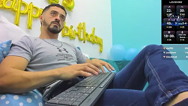 Snapshot of MAXIMUS_MASTE3 chatting on 01/13/25, 07:43 MAXIMUS MASTE3 online show from 01/13/25, 07:43