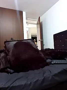 Snapshot of MAXIMUS_MASTE3 chatting on 02/16/25, 07:49 MAXIMUS MASTE3 online show from 02/16/25, 07:49