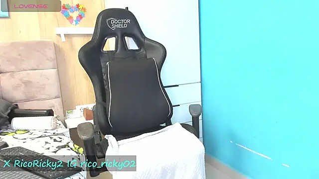 Snapshot of rico_ricky chatting on 09/30/25, 08:52 rico ricky online show from 09/30/25, 08:52