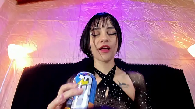 Sofii Carter online show from 05/06/26, 08:36