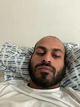 Snapshot of islandvybee55 chatting on 01/11/25, 07:59 islandvybee55 online show from 01/11/25, 07:59