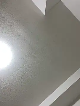 Snapshot of islandvybee55 chatting on 01/20/25, 01:18 islandvybee55 online show from 01/20/25, 01:18