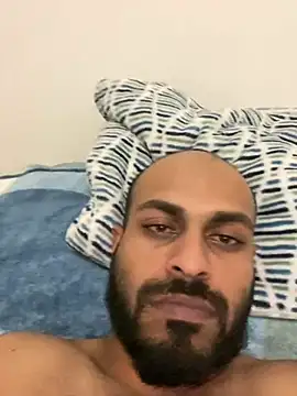 Snapshot of islandvybee55 chatting on 01/31/25, 12:28 islandvybee55 online show from 01/31/25, 12:28