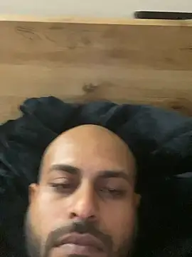 islandvybee55 online show from 03/29/26, 03:01