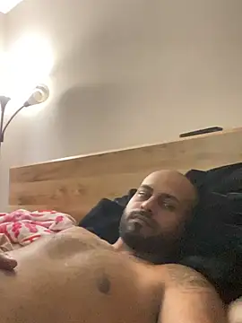 islandvybee55 online show from 04/02/26, 04:26