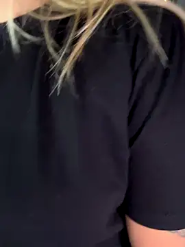 MiaPetit  online show from 09/27/25, 12:48