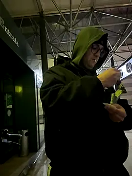 ErPumas126 online show from 12/02/24, 07:27