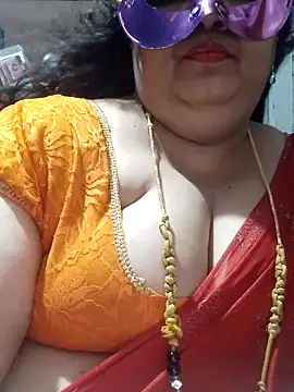 tamilthanushri online show from 04/17/26, 06:44