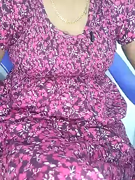 Snapshot of Jasikatamil chatting on 12/12/24, 10:02 Jasikatamil online show from 12/12/24, 10:02