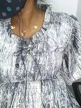 Snapshot of Jasikatamil chatting on 02/14/25, 12:25 Jasikatamil online show from 02/14/25, 12:25