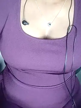 Snapshot of Jasikatamil chatting on 02/16/25, 06:32 Jasikatamil online show from 02/16/25, 06:32