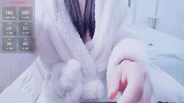 CN-Lily online show from 03/06/25, 10:20