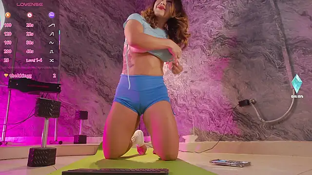 GabrielaGreco online show from 02/01/25, 10:13