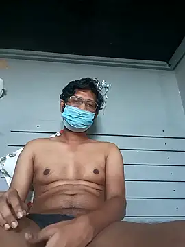 Snapshot of gym_lover076 chatting on 02/07/25, 06:24 gym lover076 online show from 02/07/25, 06:24