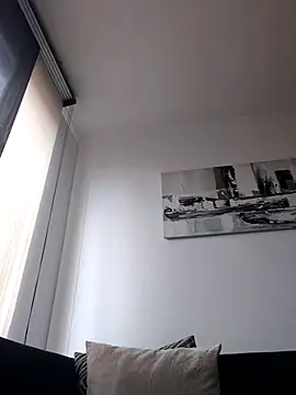 Snapshot of Latiinvenushot chatting on 02/18/26, 06:26 Latiinvenushot online show from 02/18/26, 06:26