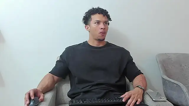 Dominick star online show from 02/10/25, 04:08