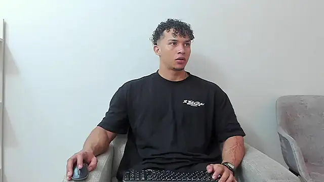 Dominick star online show from 02/12/25, 05:15