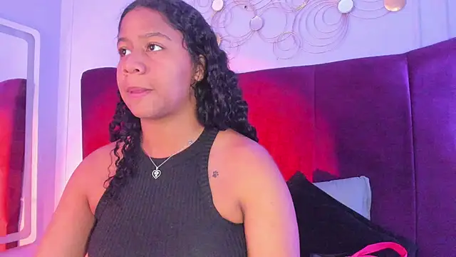 Sofi Fox  online show from 04/02/26, 03:15