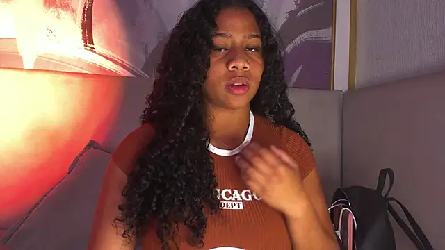 Snapshot of Sofi_Fox_ chatting on 04/29/26, 03:10 Sofi Fox online show from 04/29/26, 03:10