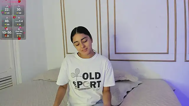 Snapshot of natalia_aguirre1 chatting on 03/16/25, 12:44 natalia aguirre1 online show from 03/16/25, 12:44