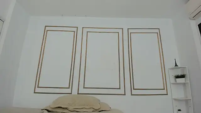 Snapshot of natalia_aguirre1 chatting on 03/20/25, 03:25 natalia aguirre1 online show from 03/20/25, 03:25