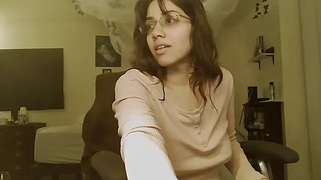 Snapshot of PolinaLoveX chatting on 11/30/25, 02:59 PolinaLoveX online show from 11/30/25, 02:59