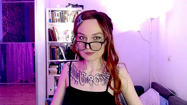 mischellemeow13 online show from 02/09/25, 01:11