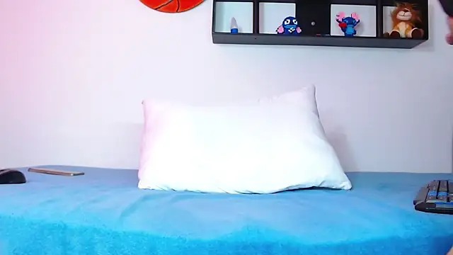 akeemdavid 05 online show from 03/19/26, 04:33