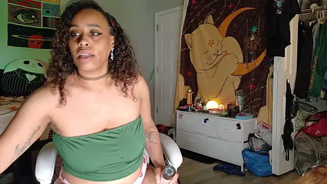 loveluna8 online show from 02/23/25, 11:25