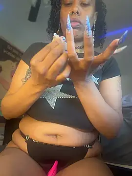 Snapshot of loveluna8 chatting on 02/07/26, 03:38 loveluna8 online show from 02/07/26, 03:38