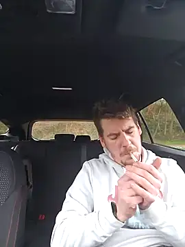 Titanhoott online show from 01/04/25, 11:33