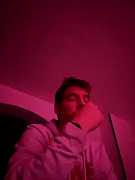 Titanhoott online show from 01/04/25, 07:34