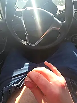 Titanhoott online show from 03/04/25, 10:24