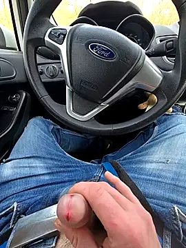 Titanhoott online show from 03/07/26, 10:23