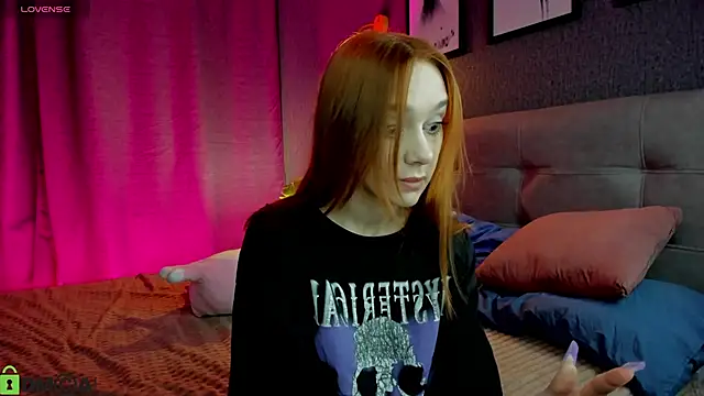 Lesi Moonie01 online show from 04/10/26, 09:14