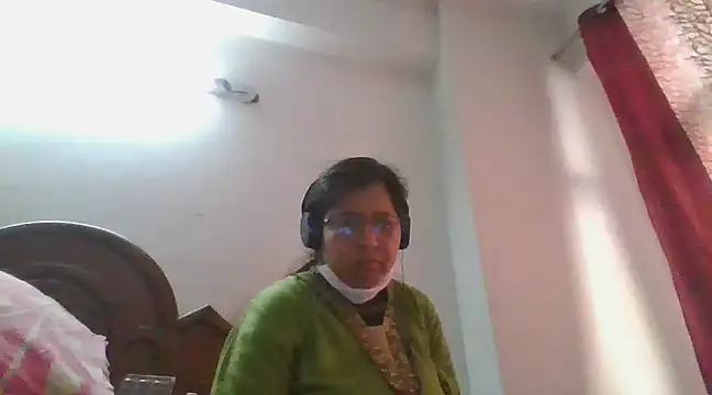 cutiecatty21 online show from 12/09/24, 09:28