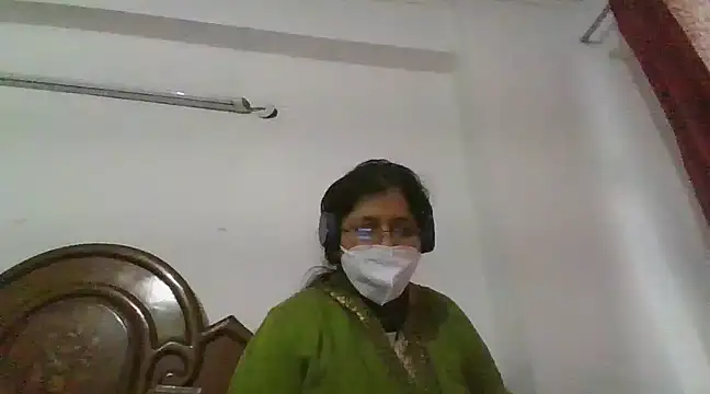 cutiecatty21 online show from 12/10/24, 11:22