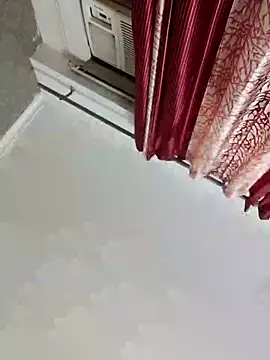 cutiecatty21 online show from 09/17/25, 09:33