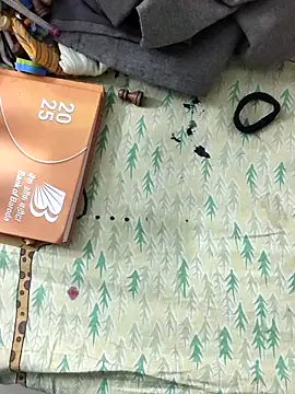 cutiecatty21 online show from 11/16/25, 10:21