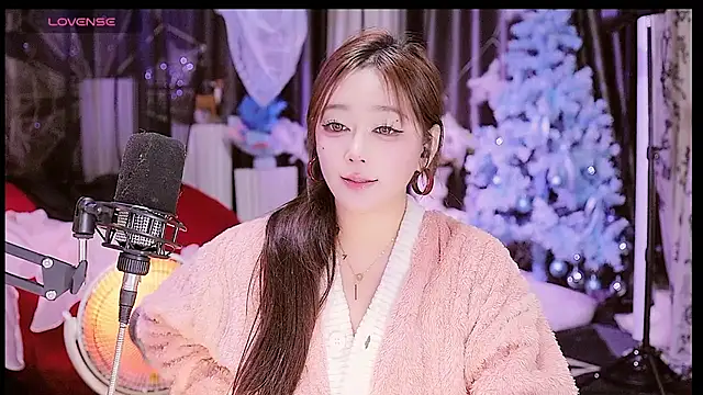 Snapshot of Missy_Nana21 chatting on 01/04/25, 04:11 Missy Nana21 online show from 01/04/25, 04:11